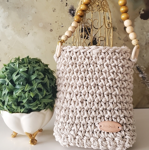 Deep Pocket Crochet Bag - Picture 4 of 5